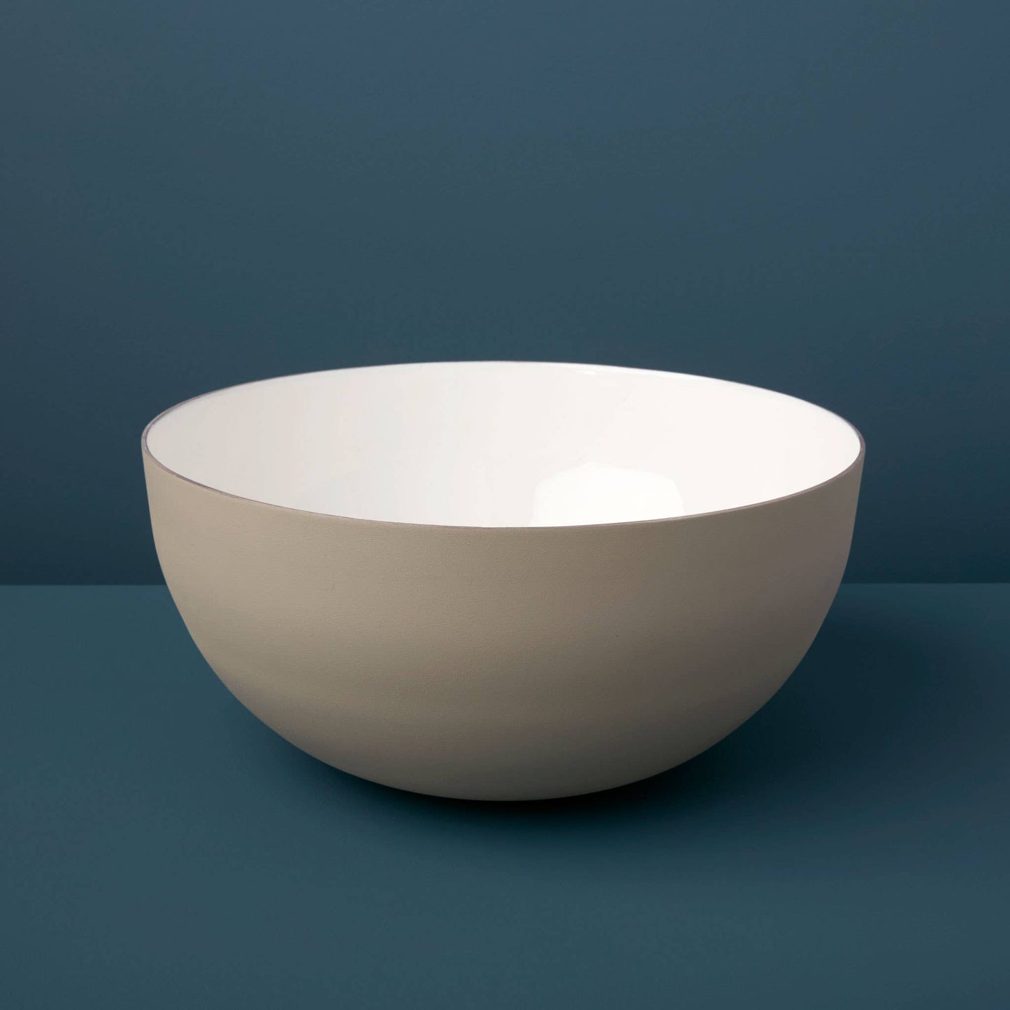 Easton Dove Large Bowl