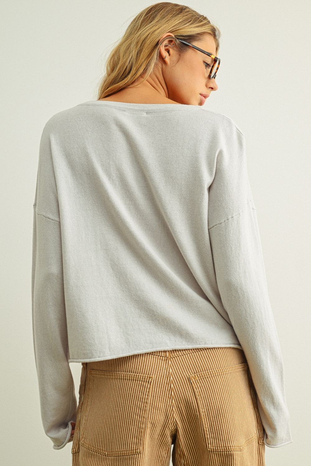 Roll Hem Offwhite Sweater