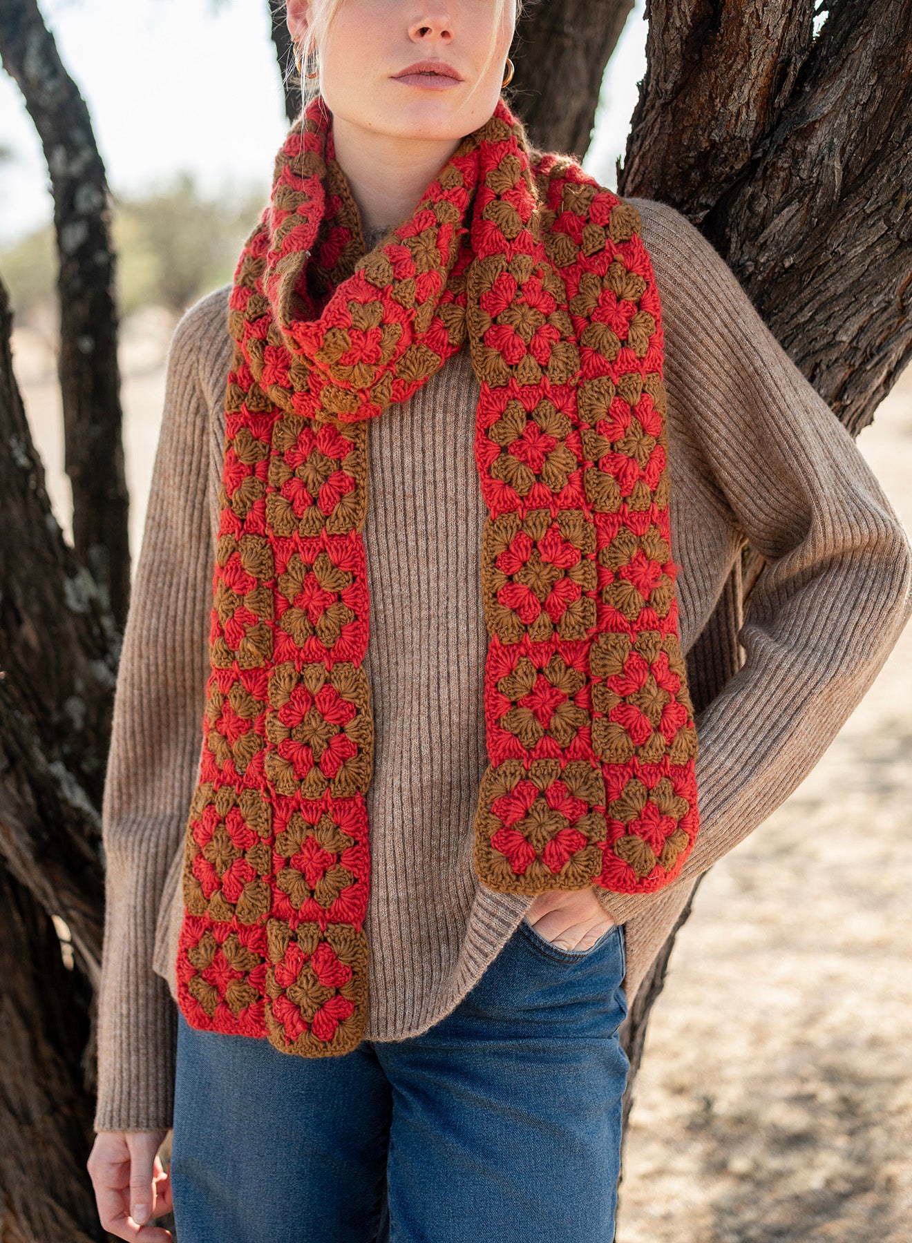 Red/Brown La Paz Crochet Scarf