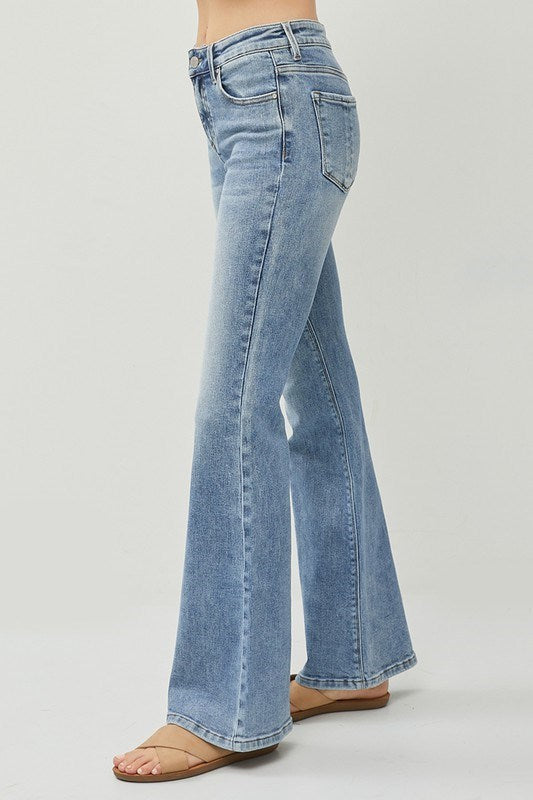 Mid-Rise Flare Jeans RPD5740