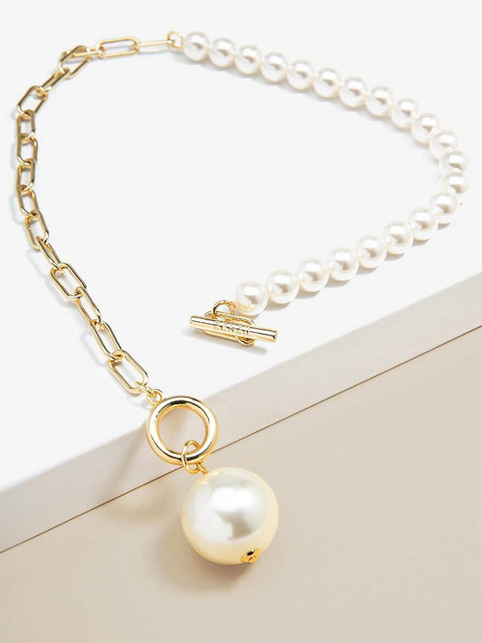 Chain and Pearl Pendant Necklace