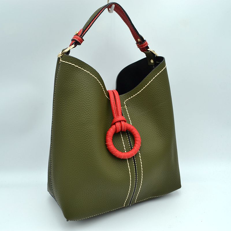 Contrast Vegan Shoulder Totes