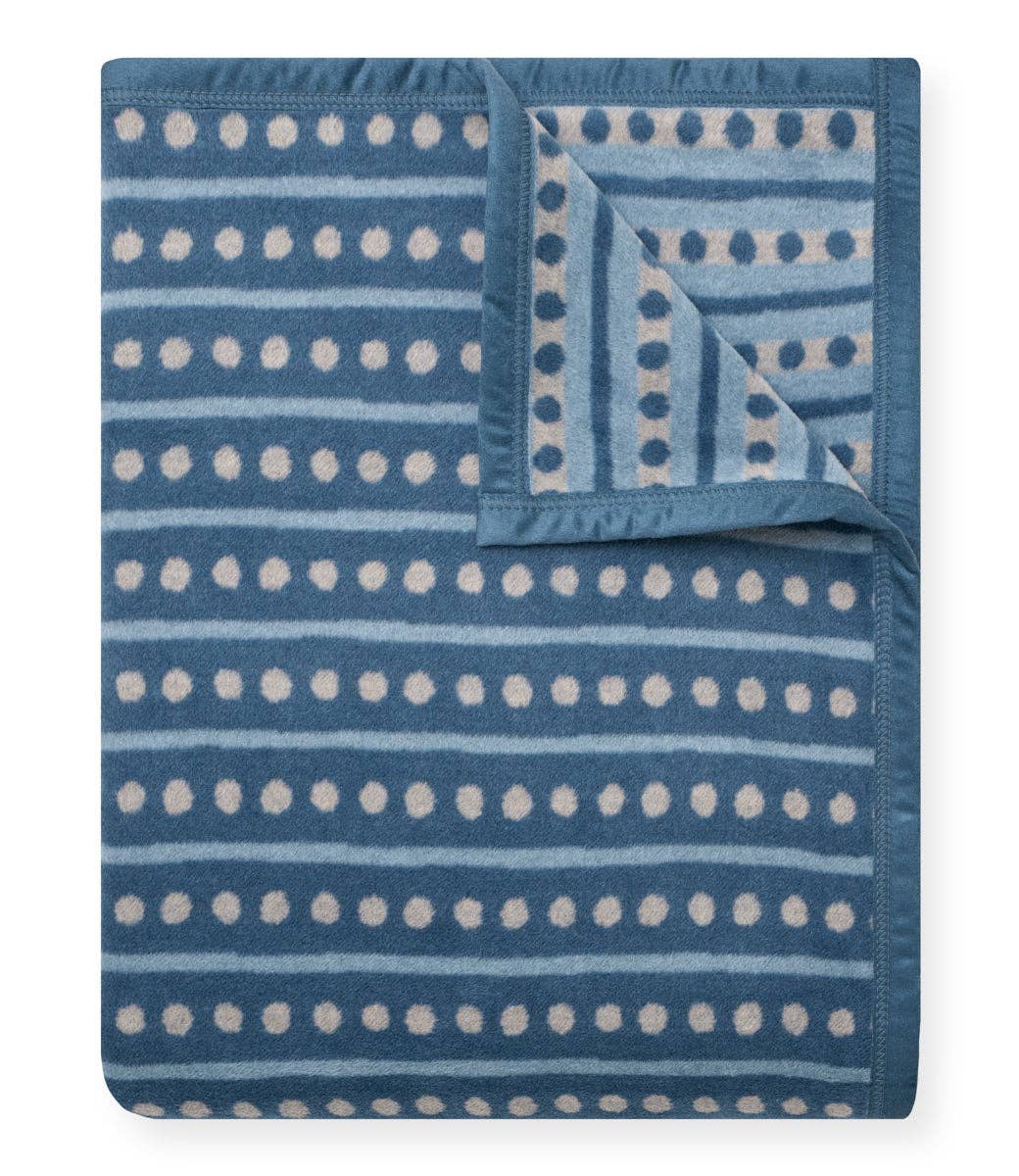 Cornflower Beach Pebble Blanket