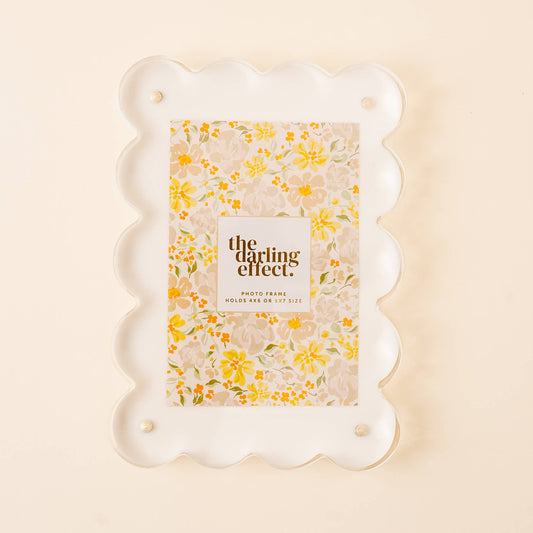 White Scalloped Rectangle Frame