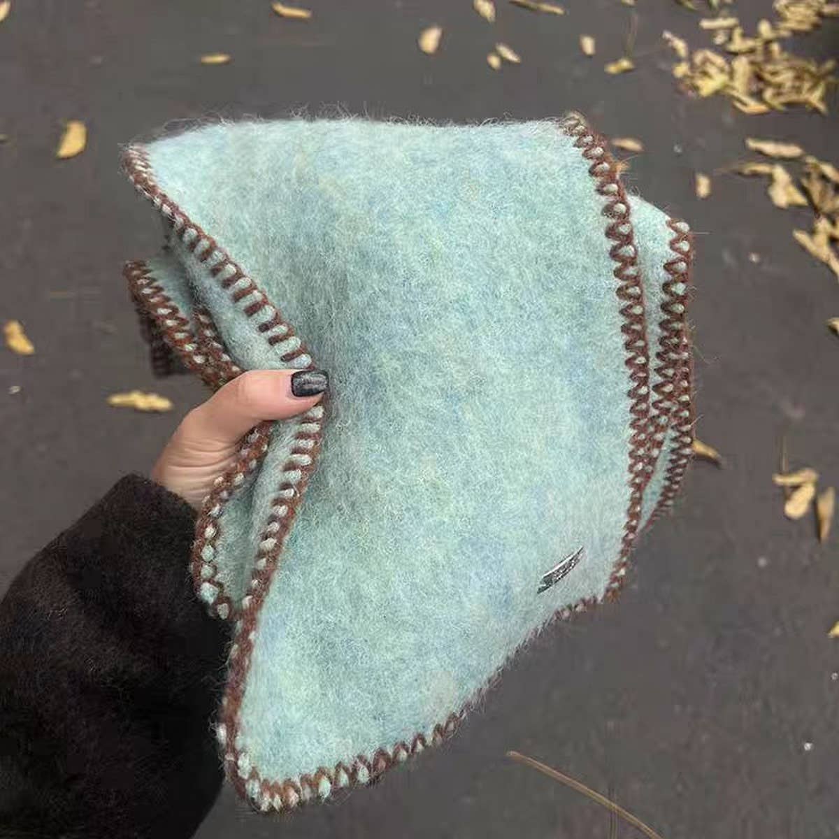 Colorblock Trim Scarf