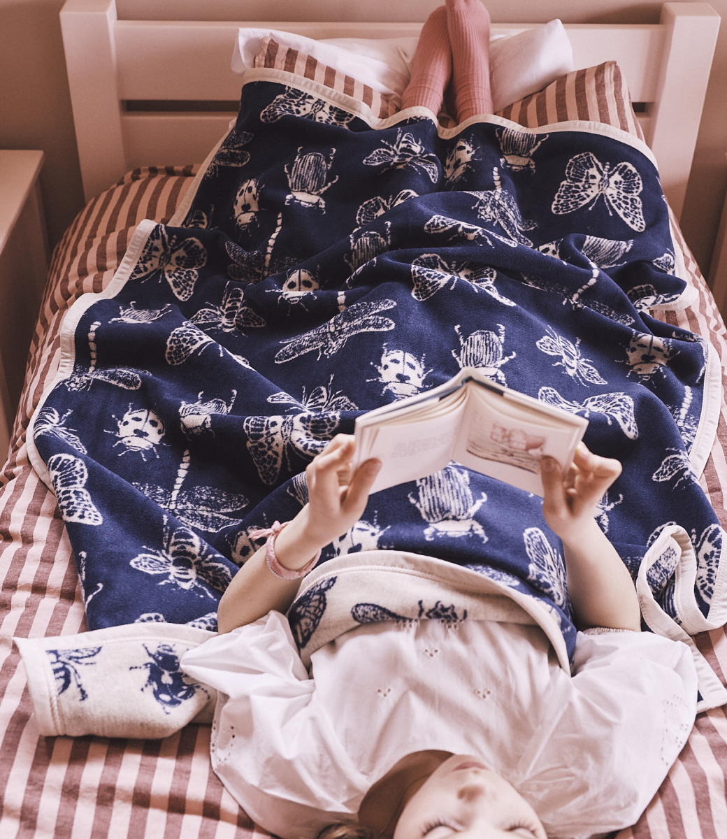 Bug Out Midi Blanket