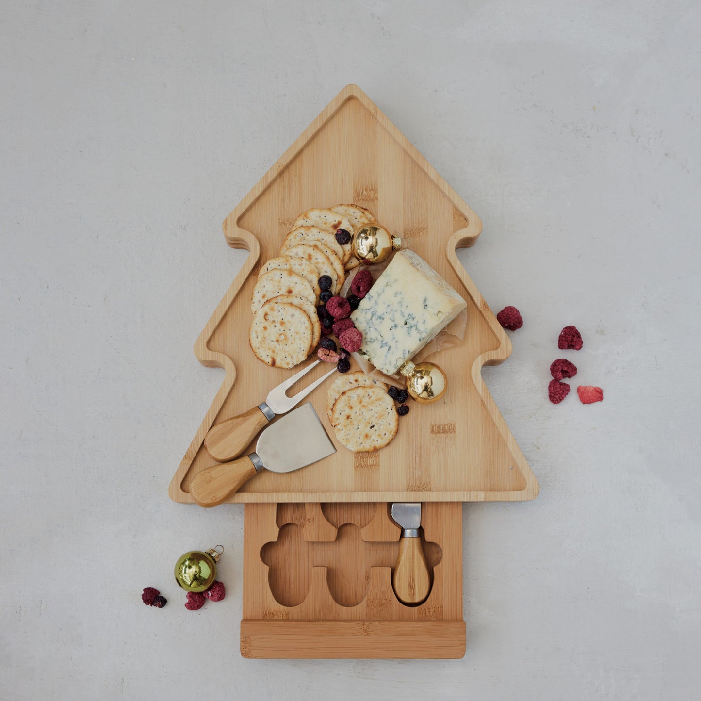 Tree Serving Board Cheese Knives